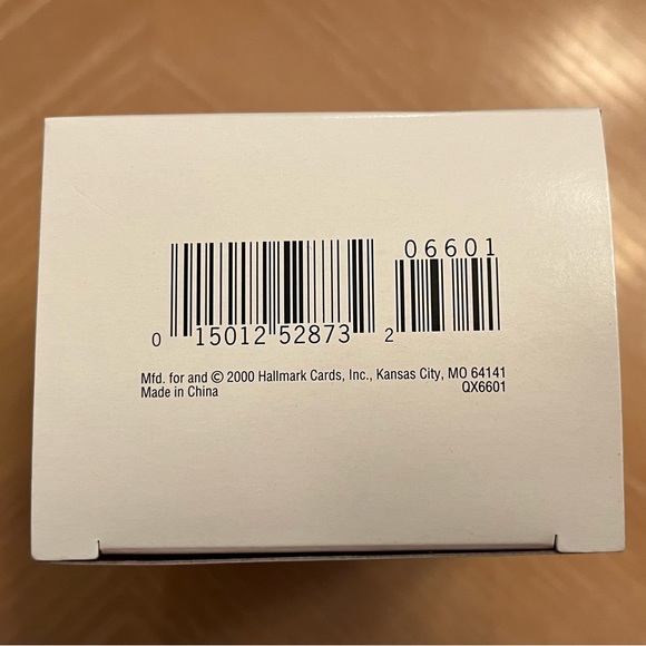 Hallmark Keepsake Ornament. Frosty Friends. 2000. QX6601. - Picture 5 of 7